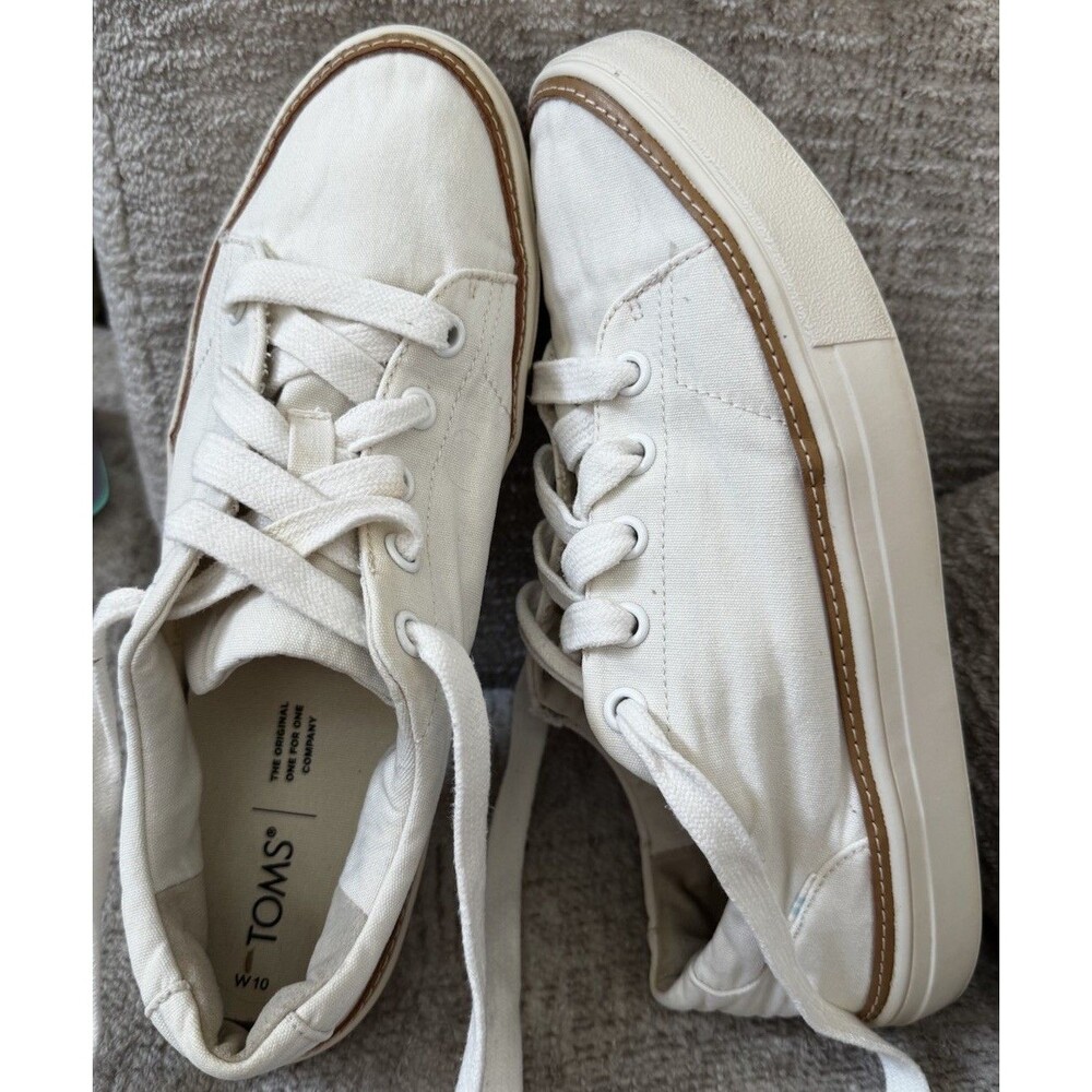 EUC TOMS Alex Birch Canvas Sneakers Womens Size 10 Cream Low Lace Up 10016403